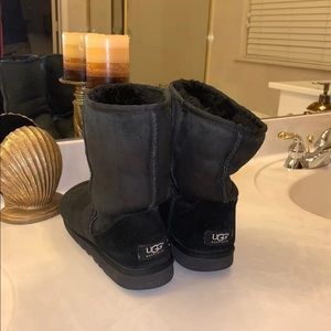 ugg classic short
